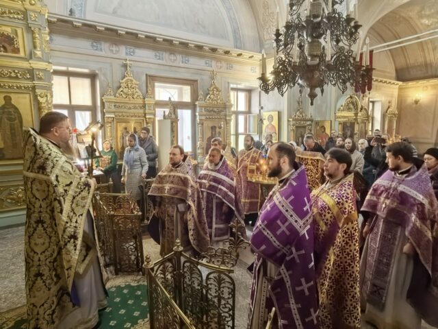 На Подворье почтили память святого мученика Вячеслава, князя Чешского