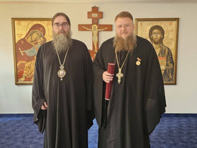 Архимандрит Серафим удостоен высокой награды Православной Церкви Чешских земель и Словакии