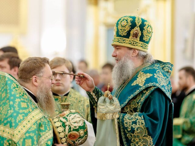 Визит архимандрита Серафима в Казань. Всенощное бдение в канун Недели 3-й по Пятидесятнице