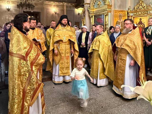 Литургия в Неделю 6-ю по Пятидесятнице
