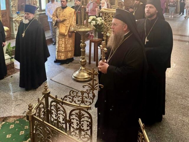 Никольский храм принял высоких гостей из Антиохийской Церкви